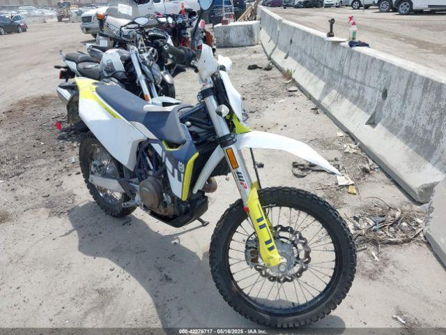  Salvage Husqvarna 701 Enduro