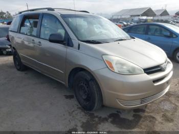  Salvage Toyota Sienna