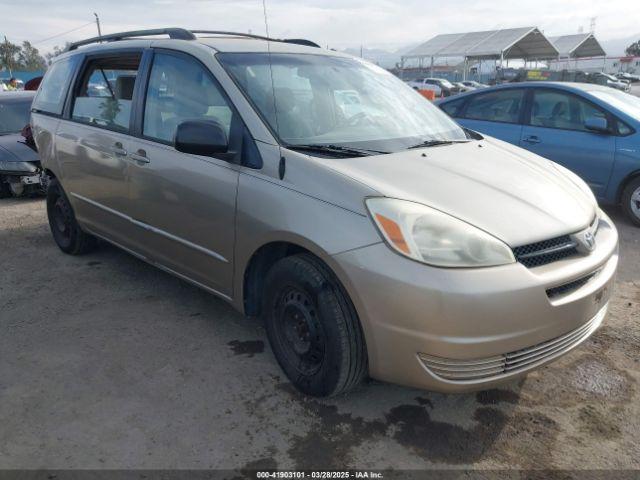  Salvage Toyota Sienna