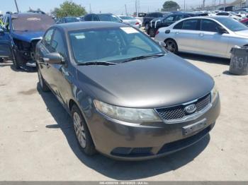  Salvage Kia Forte