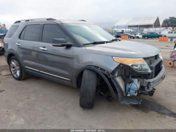  Salvage Ford Explorer