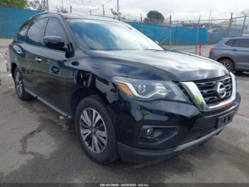  Salvage Nissan Pathfinder
