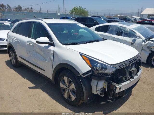  Salvage Kia Niro