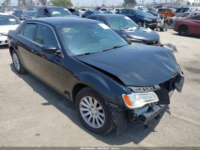  Salvage Chrysler 300