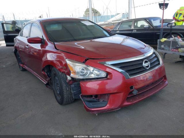  Salvage Nissan Altima