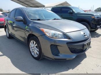  Salvage Mazda Mazda3