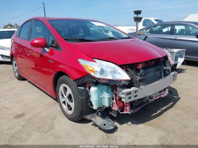  Salvage Toyota Prius