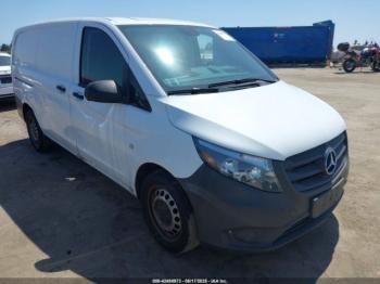  Salvage Mercedes-Benz Metris
