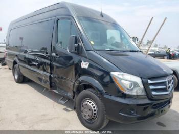 Salvage Mercedes-Benz Sprinter 3500