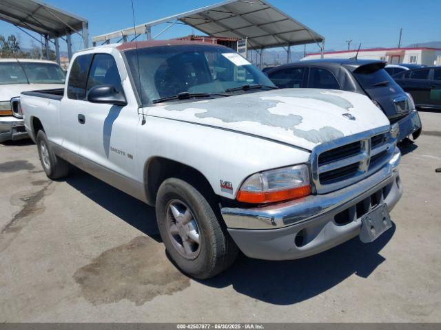  Salvage Dodge Dakota