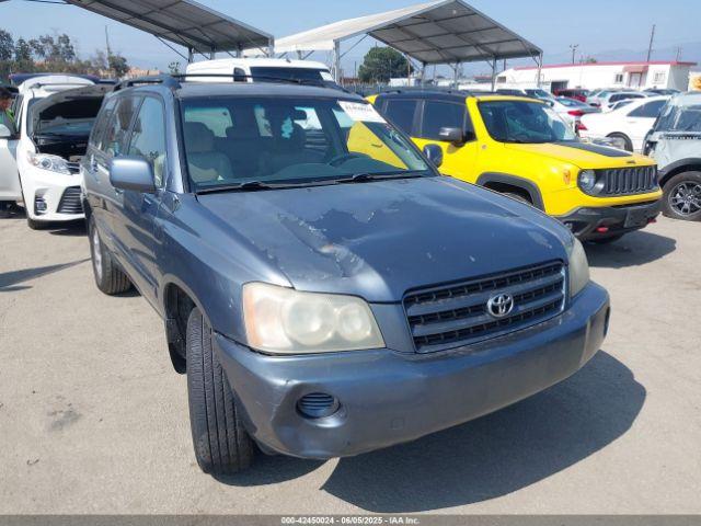  Salvage Toyota Highlander