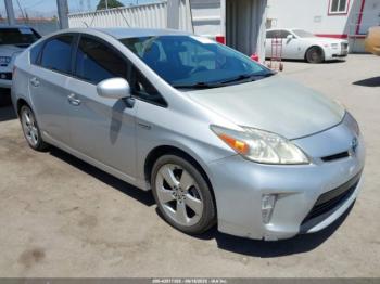  Salvage Toyota Prius