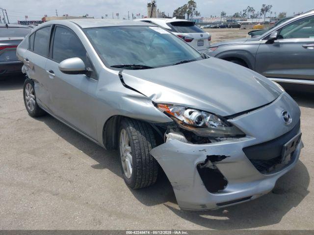  Salvage Mazda Mazda3