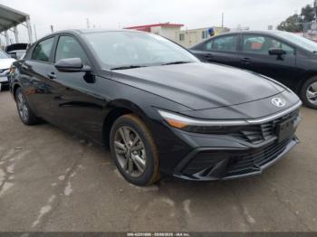  Salvage Hyundai ELANTRA