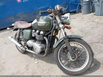  Salvage Triumph Motorcycle Thruxton