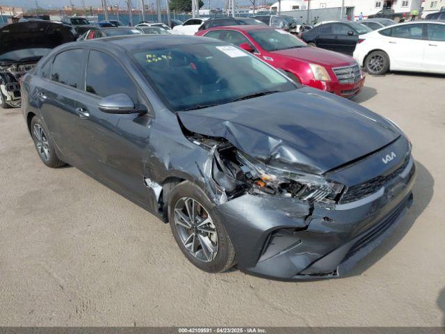  Salvage Kia Forte