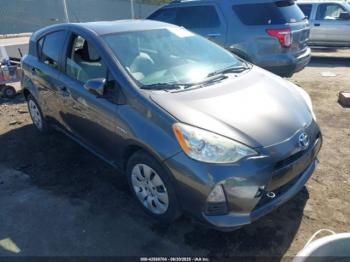  Salvage Toyota Prius c