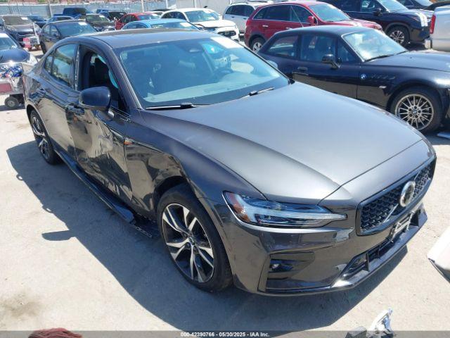  Salvage Volvo S60