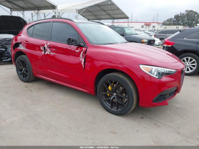  Salvage Alfa Romeo Stelvio