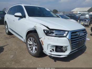  Salvage Audi Q7