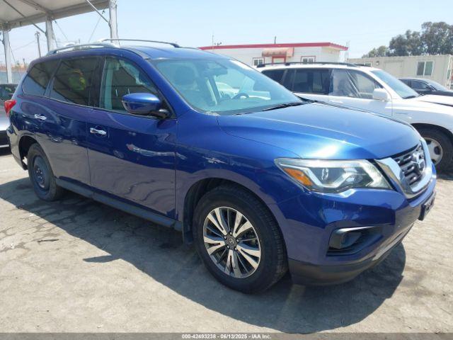  Salvage Nissan Pathfinder