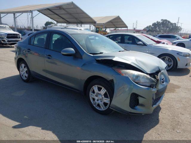  Salvage Mazda Mazda3