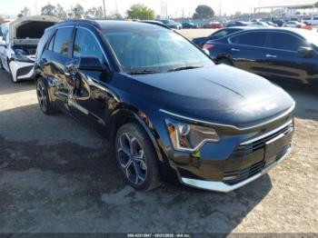  Salvage Kia Niro