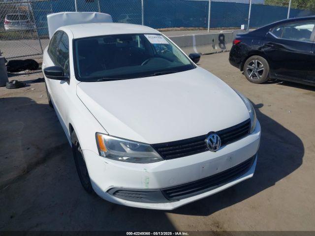  Salvage Volkswagen Jetta