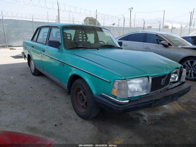  Salvage Volvo 240