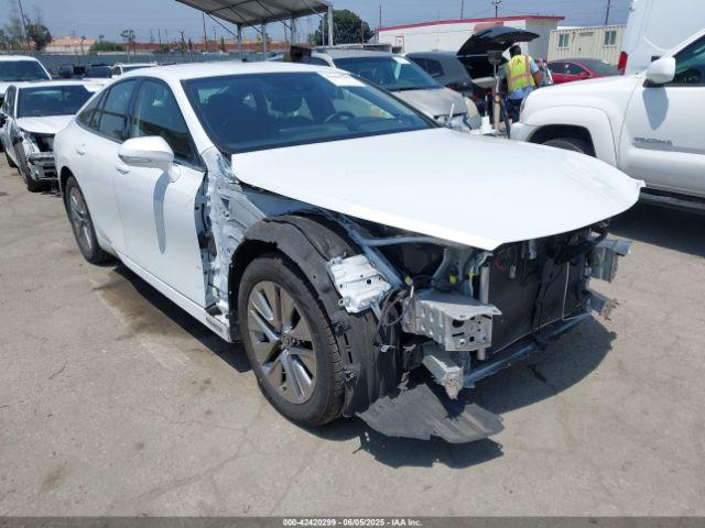  Salvage Toyota Mirai