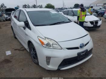  Salvage Toyota Prius