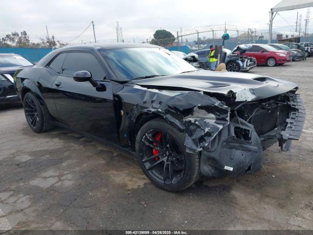  Salvage Dodge Challenger