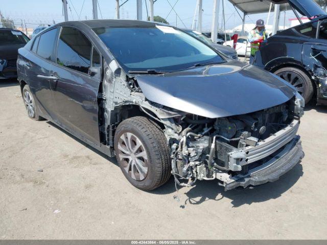  Salvage Toyota Prius Prime