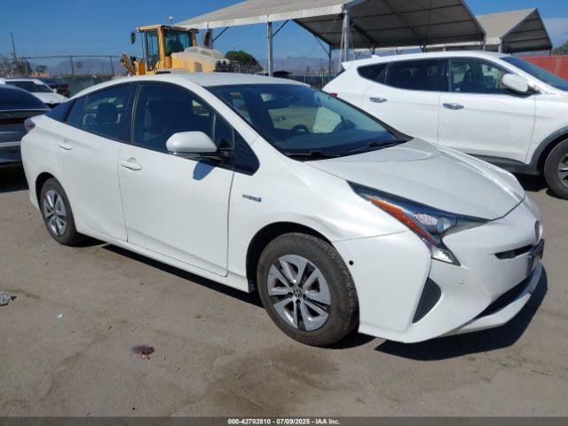  Salvage Toyota Prius