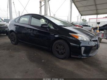  Salvage Toyota Prius