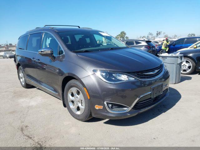  Salvage Chrysler Pacifica
