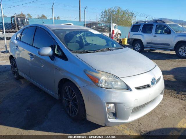  Salvage Toyota Prius