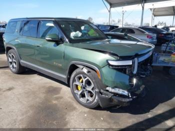  Salvage Rivian R1s