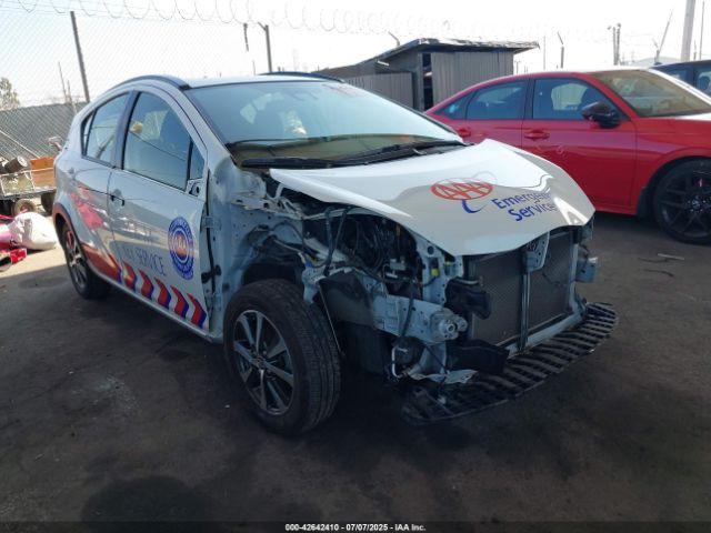  Salvage Toyota Prius c