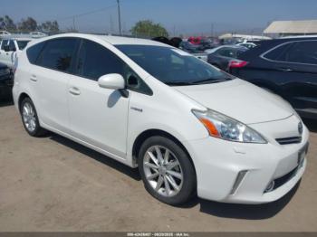  Salvage Toyota Prius v