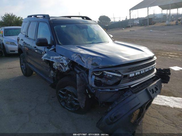  Salvage Ford Bronco