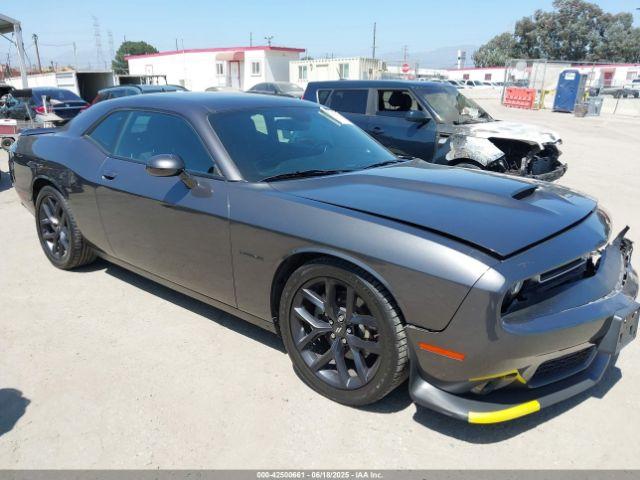 Salvage Dodge Challenger