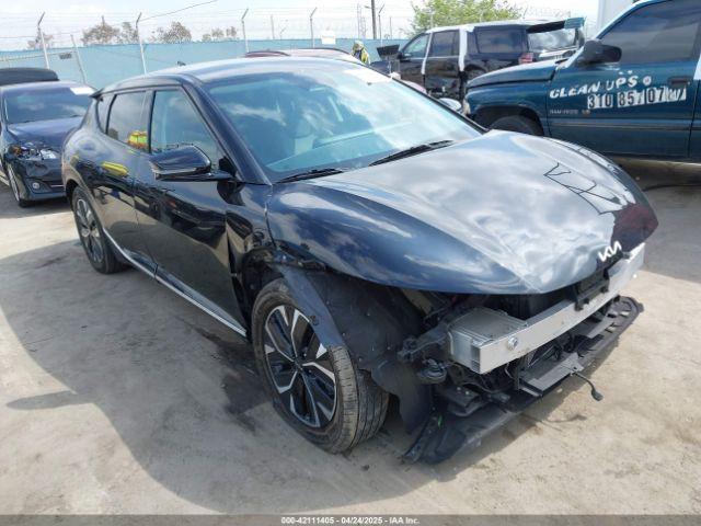  Salvage Kia EV6