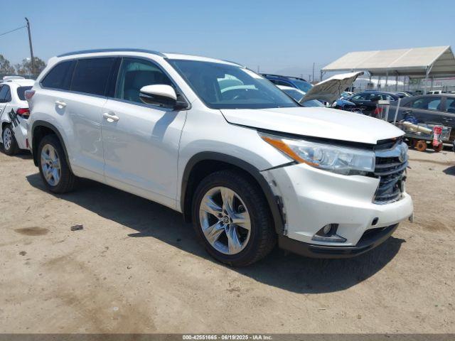  Salvage Toyota Highlander
