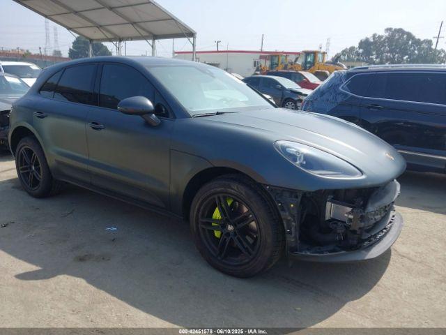  Salvage Porsche Macan