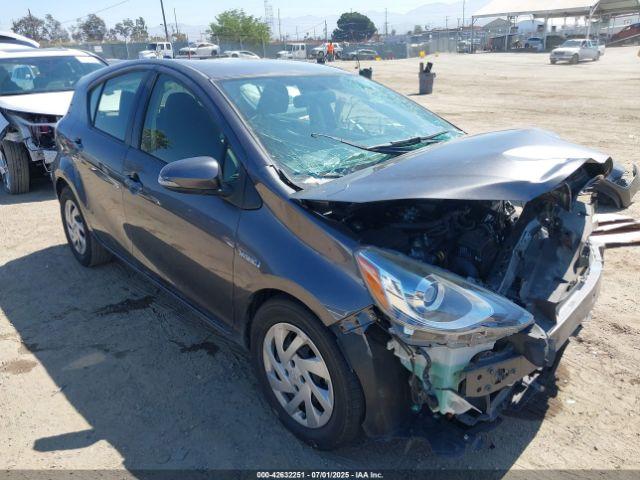  Salvage Toyota Prius c