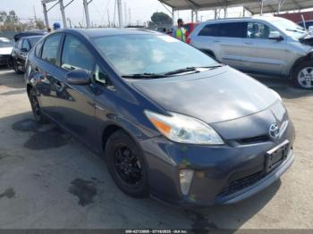  Salvage Toyota Prius