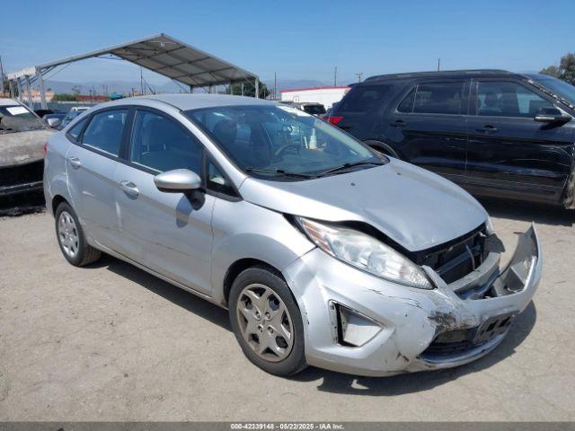  Salvage Ford Fiesta