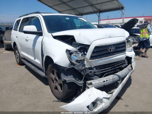  Salvage Toyota Sequoia