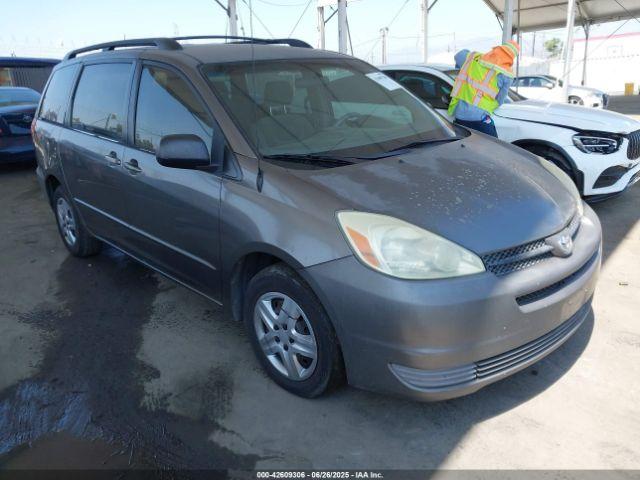  Salvage Toyota Sienna